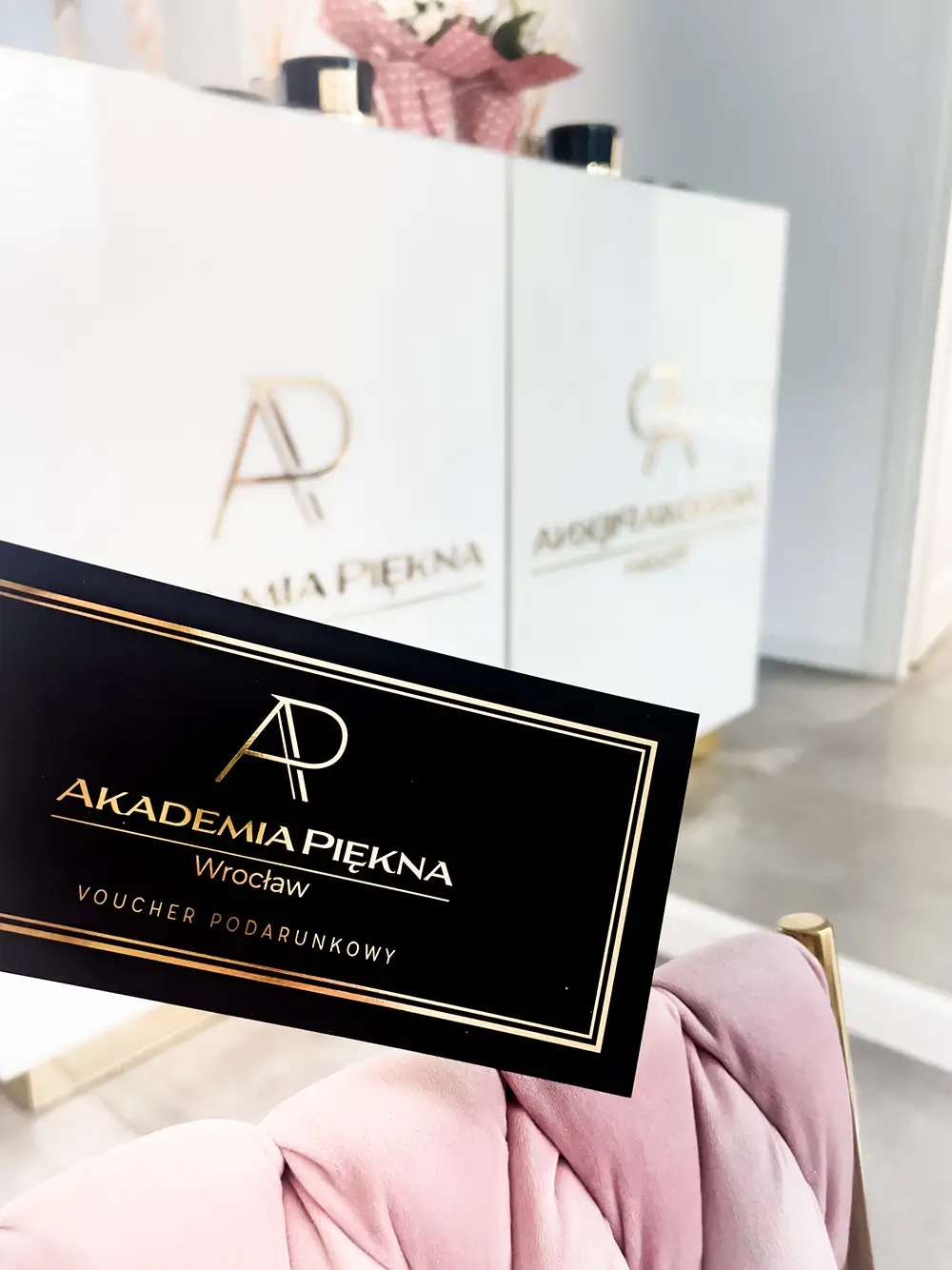 Emilia Przydróżna – Akademia Piękna Wrocław